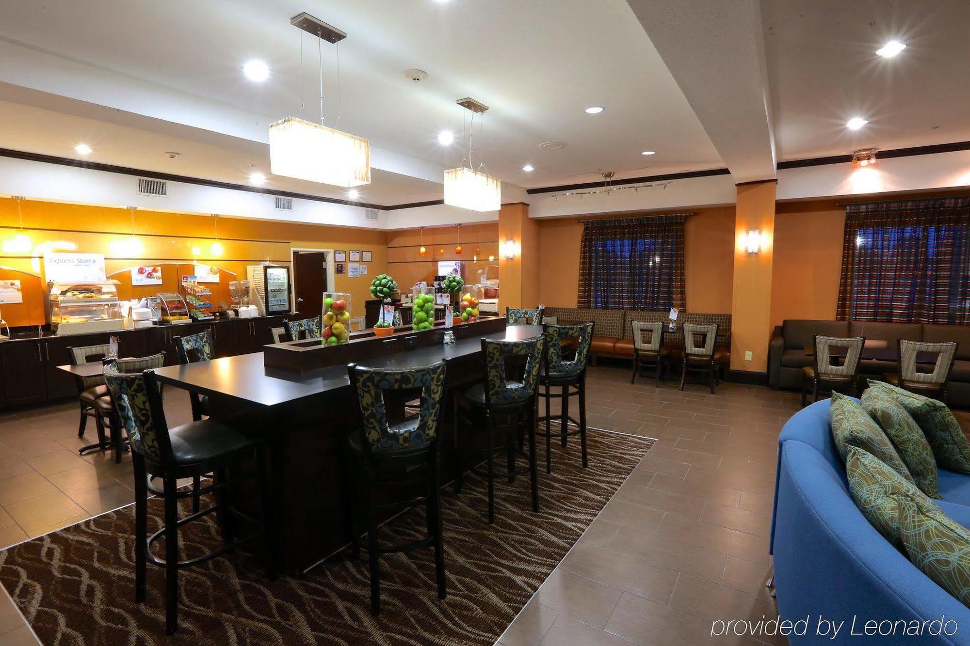 Holiday Inn Express Hotel & Suites Dallas West By Ihg Kültér fotó
